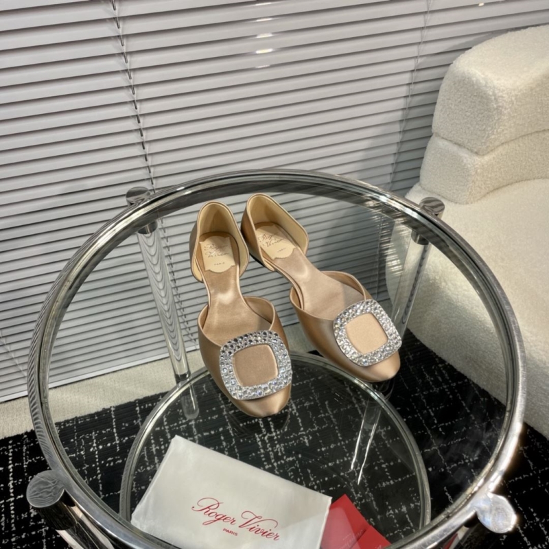roger u1u1er flat shoes